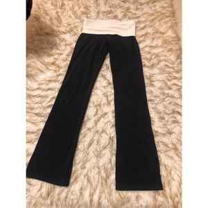 Victoria’s Secret PINK bootcut yoga pants